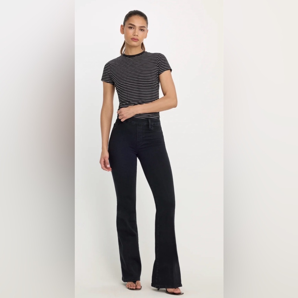 GOOD AMERICAN Charcoal Denim Pull-on Flare Jeans
